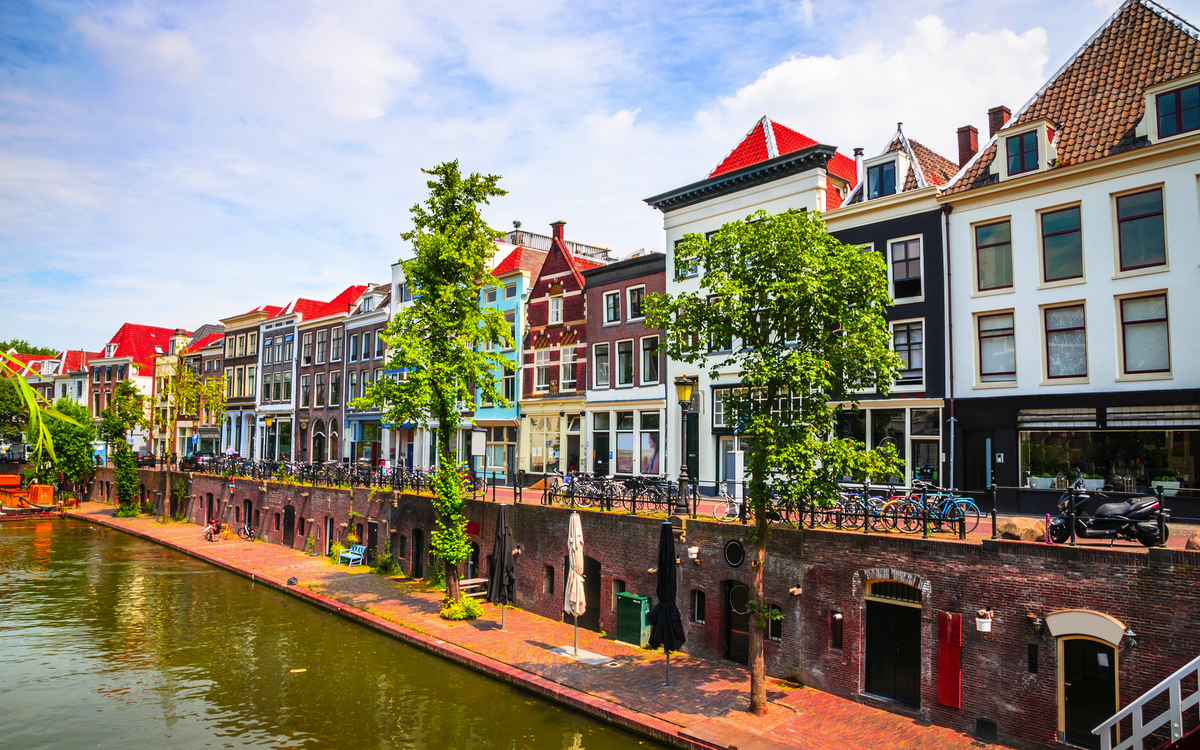 Oudegracht, der Hauptkanal in der Altstadt von Utrecht