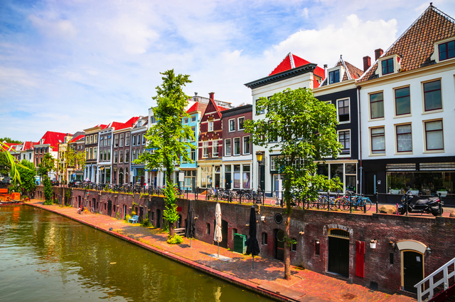 Oudegracht, der Hauptkanal in der Altstadt von Utrecht