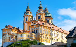 Stift Melk in der Wachau, Österreich. Benediktinerabtei und UNESCO-Welterbe an der Donau.